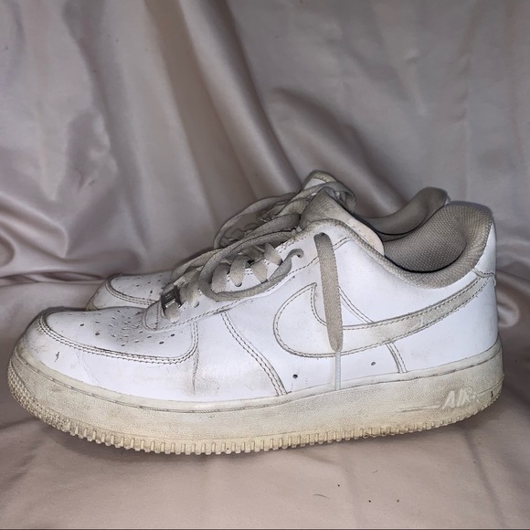 SOLD - Picture 3 of 4